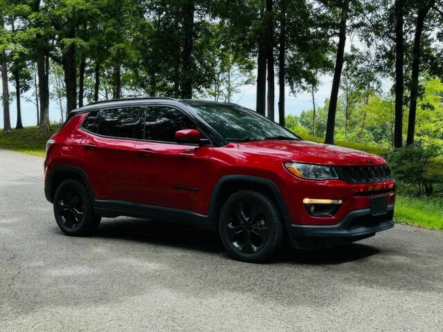Червоний Джип Compass, об'ємом двигуна 2.4 л та пробігом 32 тис. км за 12500 $, фото 3 на Automoto.ua
