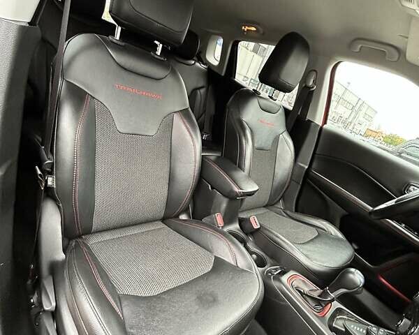Красный Джип Компас, объемом двигателя 2.4 л и пробегом 112 тыс. км за 18000 $, фото 32 на Automoto.ua