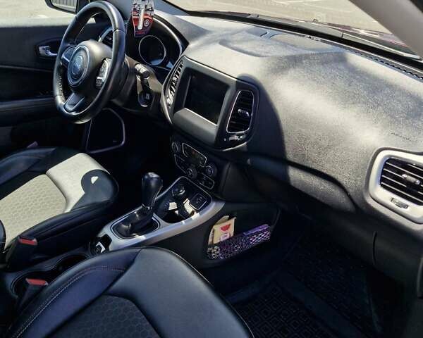 Червоний Джип Compass, об'ємом двигуна 2.4 л та пробігом 41 тис. км за 17500 $, фото 19 на Automoto.ua