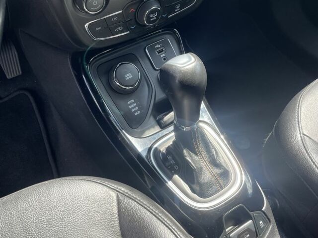 Джип Compass 2020 у Львові на Automoto.ua Червоний Джип Compass, об'ємом двигуна 2.4 л та пробігом 120 тис. км за 15900 $, фото 17 на Automoto.ua