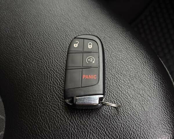 Червоний Джип Compass, об'ємом двигуна 2.36 л та пробігом 122 тис. км за 15200 $, фото 21 на Automoto.ua