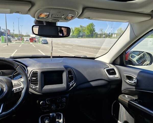 Червоний Джип Compass, об'ємом двигуна 2.4 л та пробігом 41 тис. км за 17500 $, фото 8 на Automoto.ua