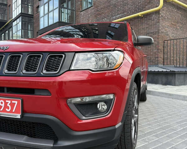 Джип Компас 2021 в Полтаве на Automoto.ua Красный Джип Компас, объемом двигателя 2.36 л и пробегом 100 тыс. км за 17200 $, фото 12 на Automoto.ua