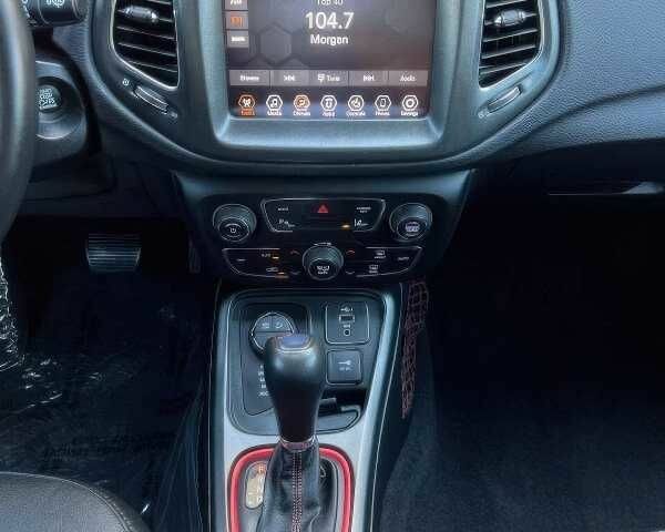 Красный Джип Компас, объемом двигателя 2.4 л и пробегом 67 тыс. км за 11600 $, фото 12 на Automoto.ua