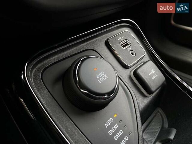 Червоний Джип Compass, об'ємом двигуна 2.36 л та пробігом 129 тис. км за 15690 $, фото 26 на Automoto.ua