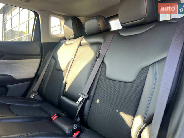 Червоний Джип Compass, об'ємом двигуна 2.36 л та пробігом 72 тис. км за 18900 $, фото 22 на Automoto.ua