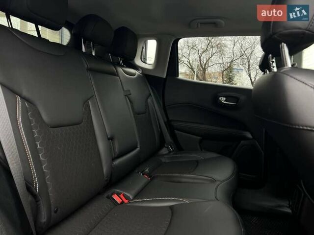 Червоний Джип Compass, об'ємом двигуна 2.36 л та пробігом 16 тис. км за 17500 $, фото 19 на Automoto.ua