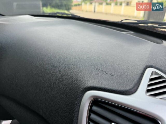 Джип Компас 2021 в Полтаве на Automoto.ua Красный Джип Компас, объемом двигателя 2.36 л и пробегом 100 тыс. км за 17200 $, фото 27 на Automoto.ua