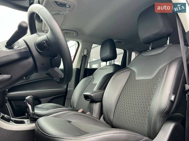 Червоний Джип Compass, об'ємом двигуна 2.36 л та пробігом 16 тис. км за 17500 $, фото 8 на Automoto.ua