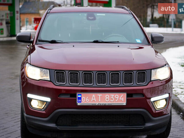 Червоний Джип Compass, об'ємом двигуна 2.36 л та пробігом 53 тис. км за 15900 $, фото 2 на Automoto.ua