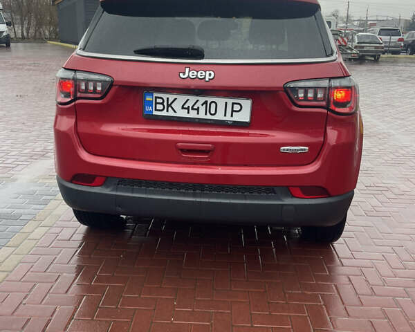 Красный Джип Компас, объемом двигателя 2.36 л и пробегом 96 тыс. км за 13900 $, фото 3 на Automoto.ua