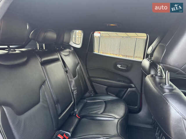 Джип Компас 2021 в Полтаве на Automoto.ua Красный Джип Компас, объемом двигателя 2.36 л и пробегом 100 тыс. км за 17200 $, фото 24 на Automoto.ua