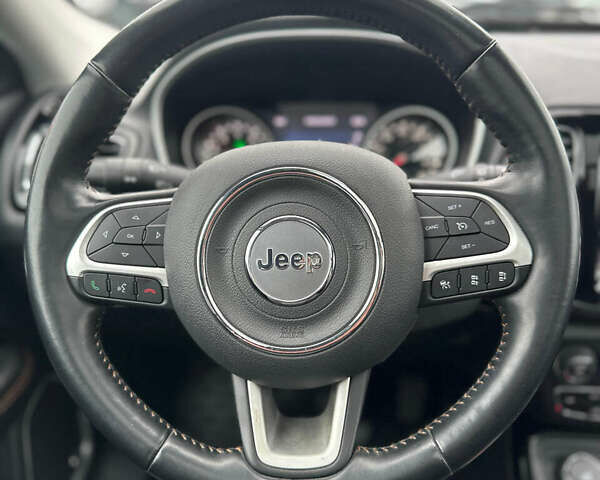 Красный Джип Компас, объемом двигателя 2.4 л и пробегом 62 тыс. км за 18900 $, фото 23 на Automoto.ua