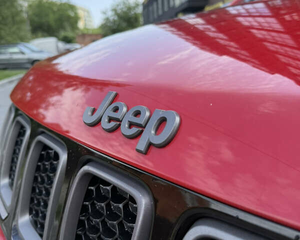 Джип Компас 2021 в Полтаве на Automoto.ua Красный Джип Компас, объемом двигателя 2.36 л и пробегом 100 тыс. км за 17200 $, фото 13 на Automoto.ua