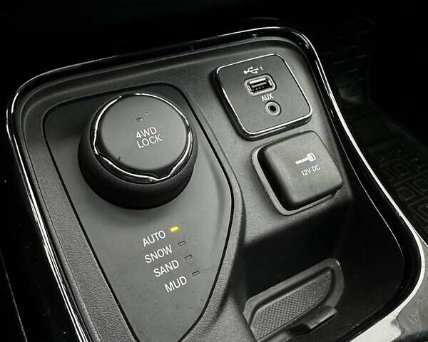 Красный Джип Компас, объемом двигателя 2.4 л и пробегом 62 тыс. км за 20500 $, фото 43 на Automoto.ua