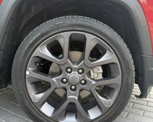 Джип Компас 2021 в Полтаве на Automoto.ua Красный Джип Компас, объемом двигателя 2.36 л и пробегом 100 тыс. км за 17200 $, фото 17 на Automoto.ua