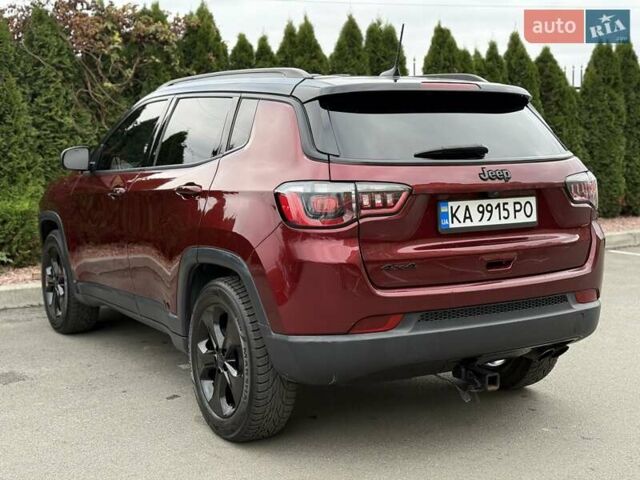 Красный Джип Компас, объемом двигателя 2.36 л и пробегом 100 тыс. км за 18500 $, фото 5 на Automoto.ua
