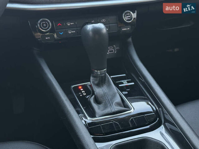 Червоний Джип Compass, об'ємом двигуна 2.4 л та пробігом 141 тис. км за 18300 $, фото 24 на Automoto.ua