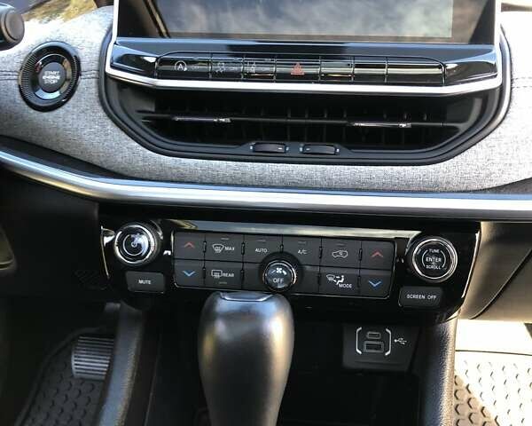 Красный Джип Компас, объемом двигателя 2.36 л и пробегом 48 тыс. км за 18300 $, фото 25 на Automoto.ua