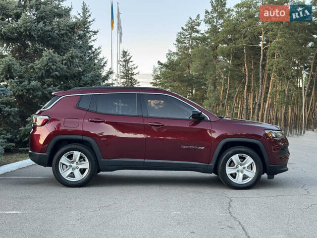 Червоний Джип Compass, об'ємом двигуна 2.4 л та пробігом 141 тис. км за 18300 $, фото 5 на Automoto.ua