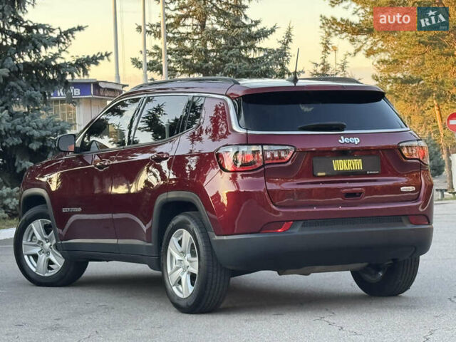 Червоний Джип Compass, об'ємом двигуна 2.4 л та пробігом 141 тис. км за 18300 $, фото 8 на Automoto.ua