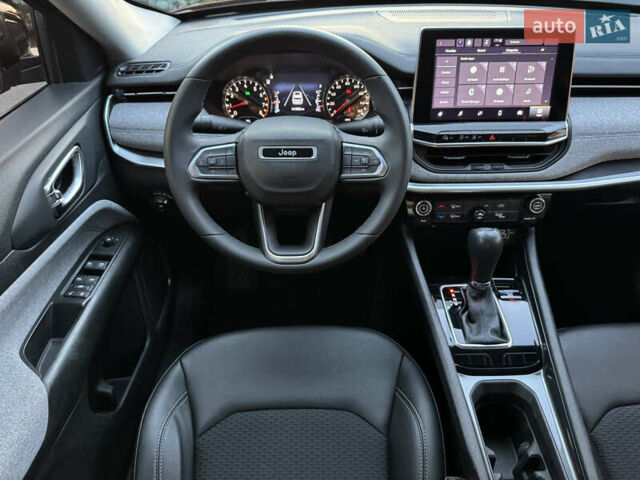 Червоний Джип Compass, об'ємом двигуна 2.4 л та пробігом 141 тис. км за 18300 $, фото 17 на Automoto.ua