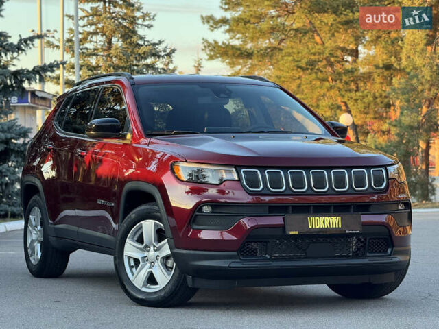 Червоний Джип Compass, об'ємом двигуна 2.4 л та пробігом 141 тис. км за 18300 $, фото 4 на Automoto.ua