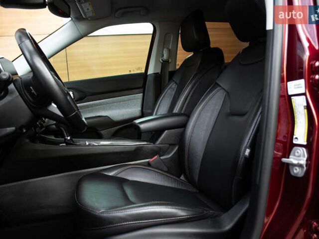 Червоний Джип Compass, об'ємом двигуна 2.36 л та пробігом 117 тис. км за 19800 $, фото 11 на Automoto.ua