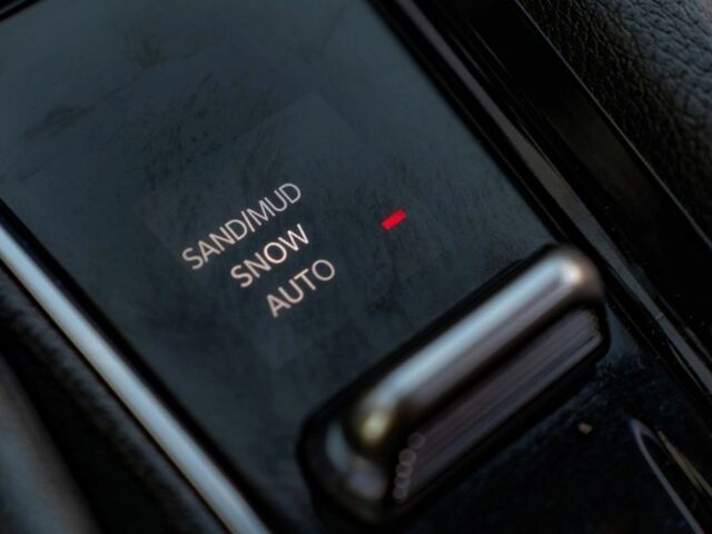 Красный Джип Компас, объемом двигателя 2.4 л и пробегом 35 тыс. км за 12300 $, фото 13 на Automoto.ua