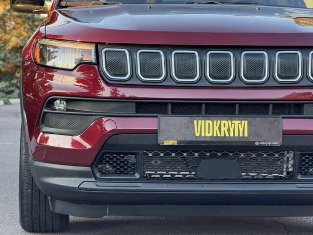 Червоний Джип Compass, об'ємом двигуна 2.4 л та пробігом 141 тис. км за 18300 $, фото 12 на Automoto.ua