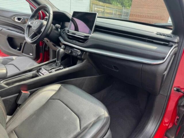 Червоний Джип Compass, об'ємом двигуна 2.4 л та пробігом 24 тис. км за 8500 $, фото 12 на Automoto.ua