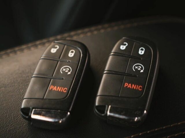 Красный Джип Компас, объемом двигателя 2.4 л и пробегом 35 тыс. км за 12300 $, фото 14 на Automoto.ua