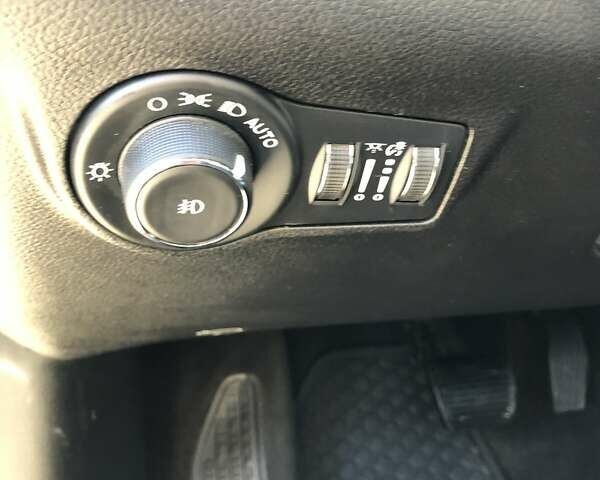 Красный Джип Компас, объемом двигателя 2.36 л и пробегом 48 тыс. км за 18300 $, фото 41 на Automoto.ua