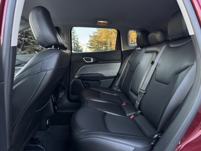 Червоний Джип Compass, об'ємом двигуна 2.4 л та пробігом 141 тис. км за 18300 $, фото 22 на Automoto.ua