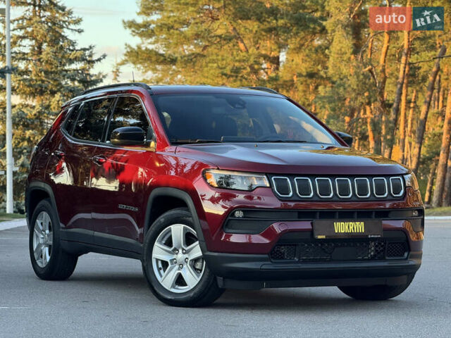 Червоний Джип Compass, об'ємом двигуна 2.4 л та пробігом 141 тис. км за 18300 $, фото 3 на Automoto.ua