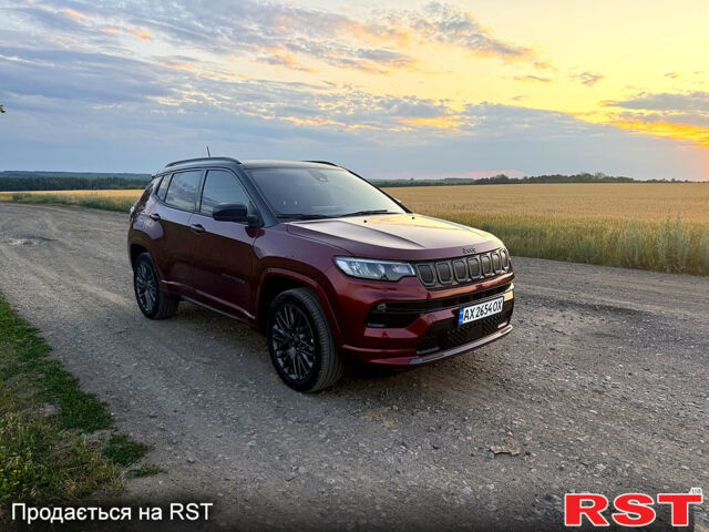 Красный Джип Компас, объемом двигателя 2.4 л и пробегом 99 тыс. км за 21500 $, фото 1 на Automoto.ua