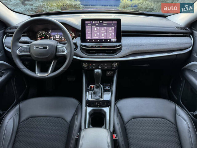 Червоний Джип Compass, об'ємом двигуна 2.4 л та пробігом 141 тис. км за 18300 $, фото 16 на Automoto.ua