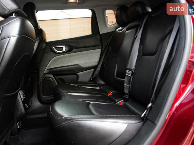 Червоний Джип Compass, об'ємом двигуна 2.36 л та пробігом 117 тис. км за 19800 $, фото 12 на Automoto.ua