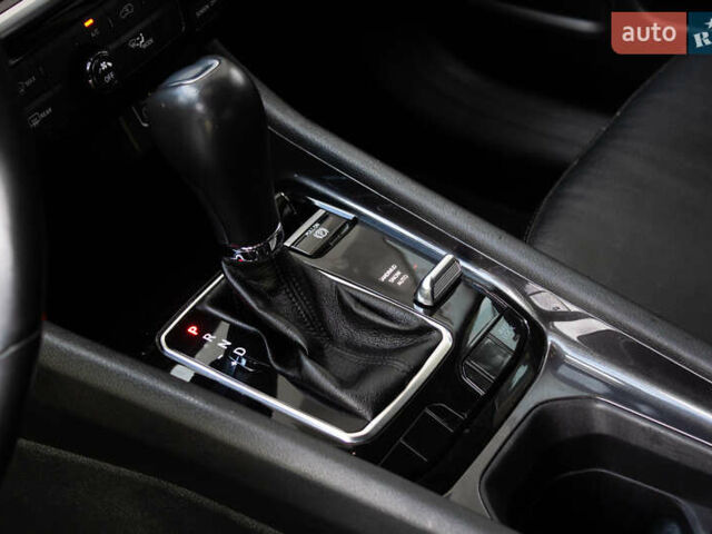 Червоний Джип Compass, об'ємом двигуна 2.36 л та пробігом 117 тис. км за 19800 $, фото 22 на Automoto.ua