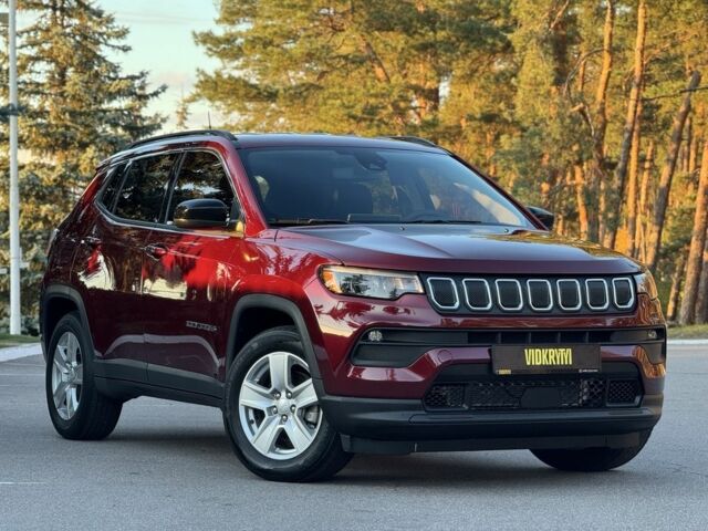 Червоний Джип Compass, об'ємом двигуна 2.4 л та пробігом 141 тис. км за 18300 $, фото 4 на Automoto.ua
