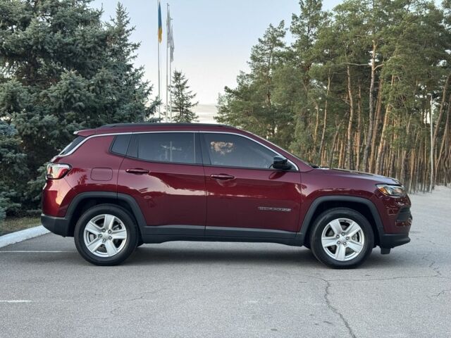 Червоний Джип Compass, об'ємом двигуна 2.4 л та пробігом 141 тис. км за 18300 $, фото 5 на Automoto.ua