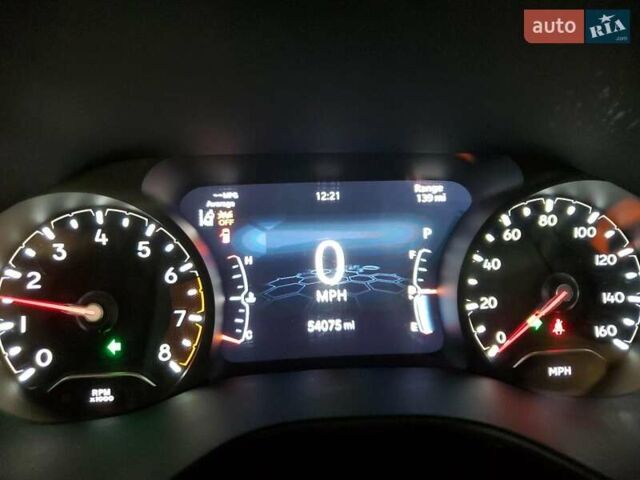 Червоний Джип Compass, об'ємом двигуна 2 л та пробігом 87 тис. км за 6400 $, фото 8 на Automoto.ua