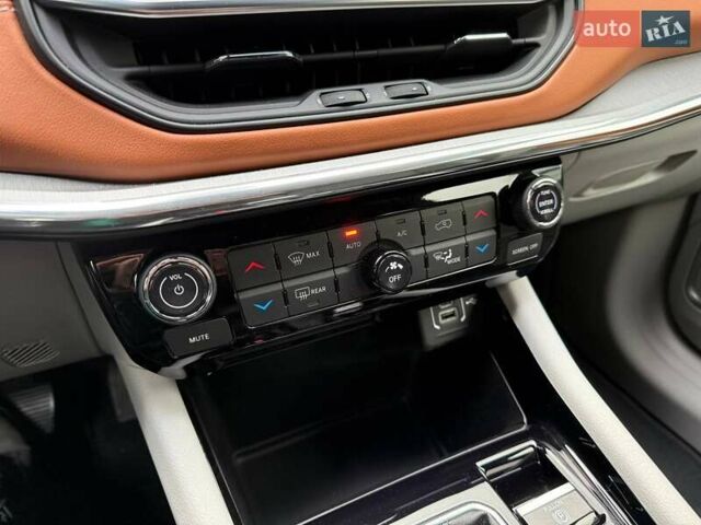 Червоний Джип Compass, об'ємом двигуна 2 л та пробігом 22 тис. км за 21990 $, фото 18 на Automoto.ua