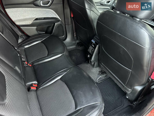 Красный Джип Компас, объемом двигателя 2 л и пробегом 129 тыс. км за 13999 $, фото 19 на Automoto.ua