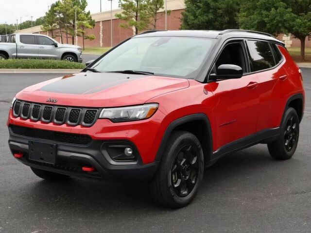 Червоний Джип Compass, об'ємом двигуна 2 л та пробігом 13 тис. км за 5100 $, фото 2 на Automoto.ua