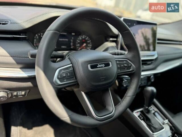 Червоний Джип Compass, об'ємом двигуна 2 л та пробігом 57 тис. км за 21900 $, фото 19 на Automoto.ua