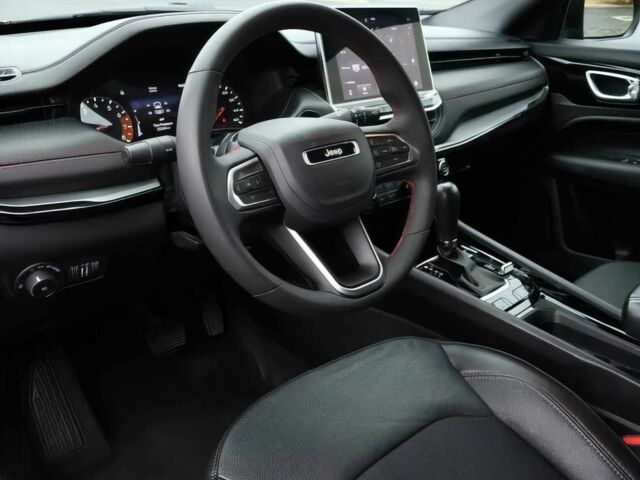 Червоний Джип Compass, об'ємом двигуна 2 л та пробігом 13 тис. км за 5100 $, фото 9 на Automoto.ua