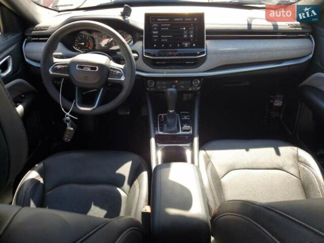 Красный Джип Компас, объемом двигателя 2 л и пробегом 23 тыс. км за 5500 $, фото 7 на Automoto.ua