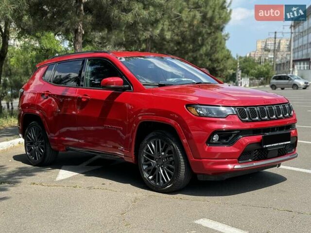 Красный Джип Компас, объемом двигателя 2 л и пробегом 57 тыс. км за 22500 $, фото 2 на Automoto.ua