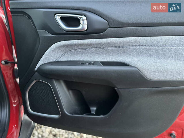 Красный Джип Компас, объемом двигателя 2 л и пробегом 129 тыс. км за 13999 $, фото 20 на Automoto.ua